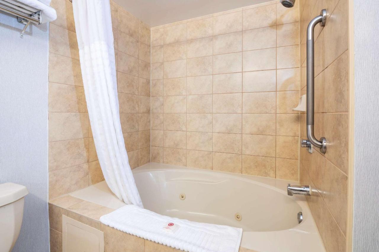 Hotel Comfort & 2*