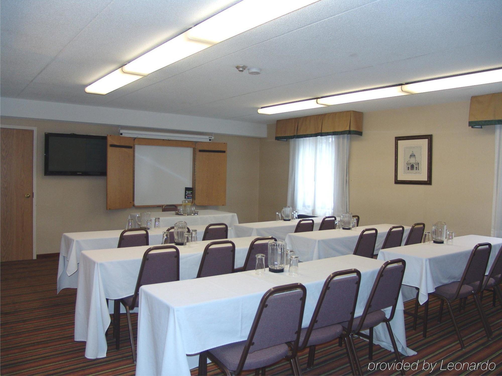 Hotel Comfort & Peterborough